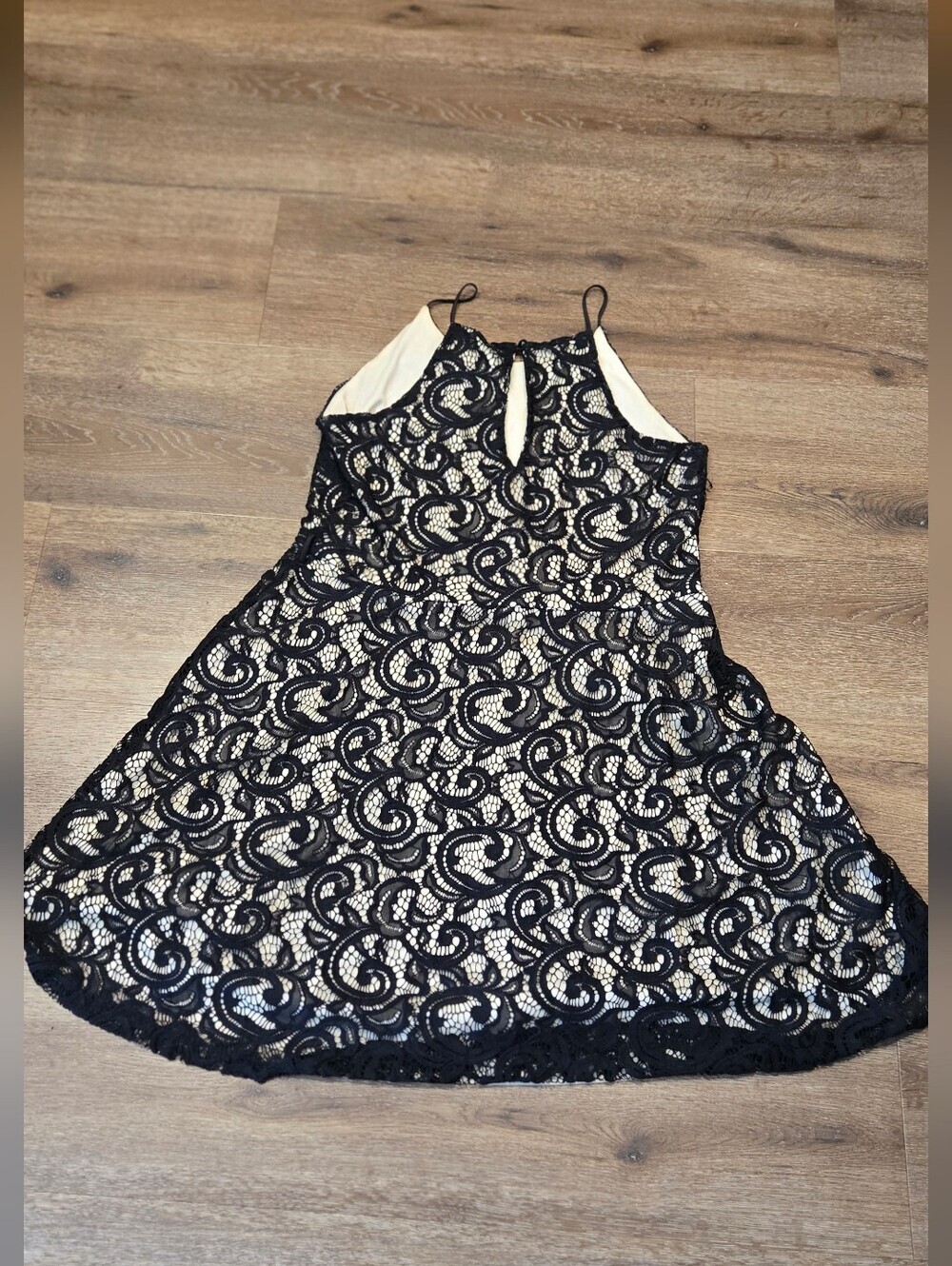 Libian Black & Cream Swirl Lace Skater Dress - Size 1X - Picture 3 of 6